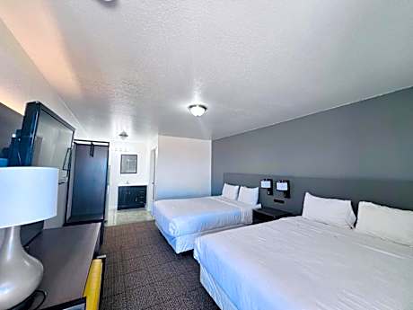 Queen Room with Two Queen Beds