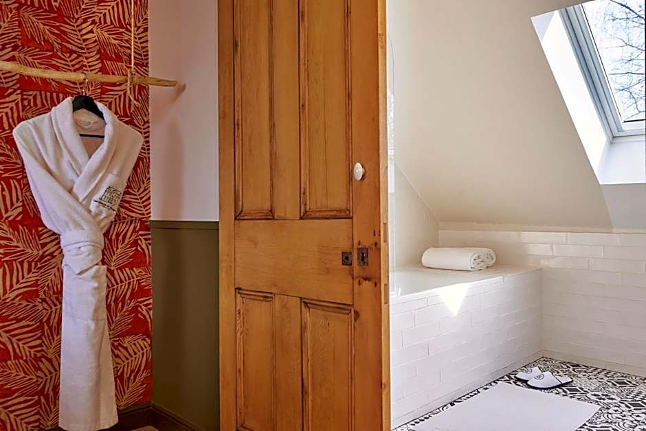 Chateau De Villiers-Le-Mahieu