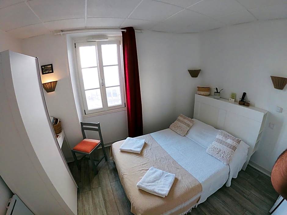 Le Petit Hôtel