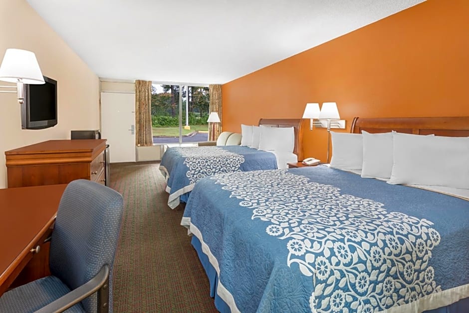 Days Inn by Wyndham Orangeburg South