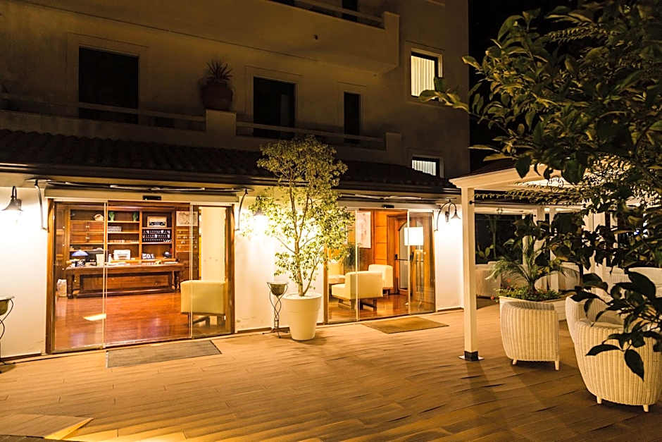 Hotel Mediterraneo