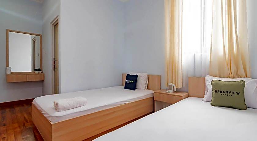 Urbanview Hotel One Family Maribaya by RedDoorz