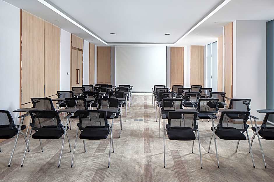 Sensory Park Urban Hotel