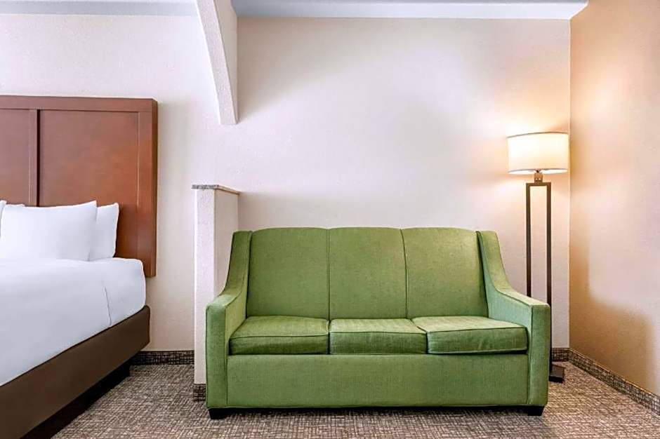 Comfort Inn & Suites Riverton