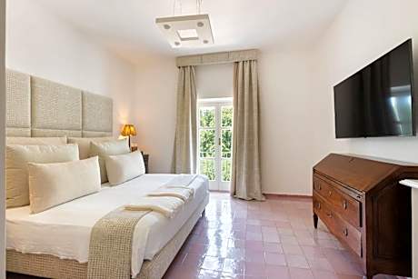 Superior Double Room with Garden View