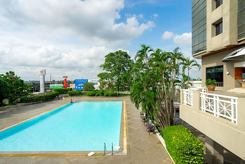 Twin Lotus Hotel