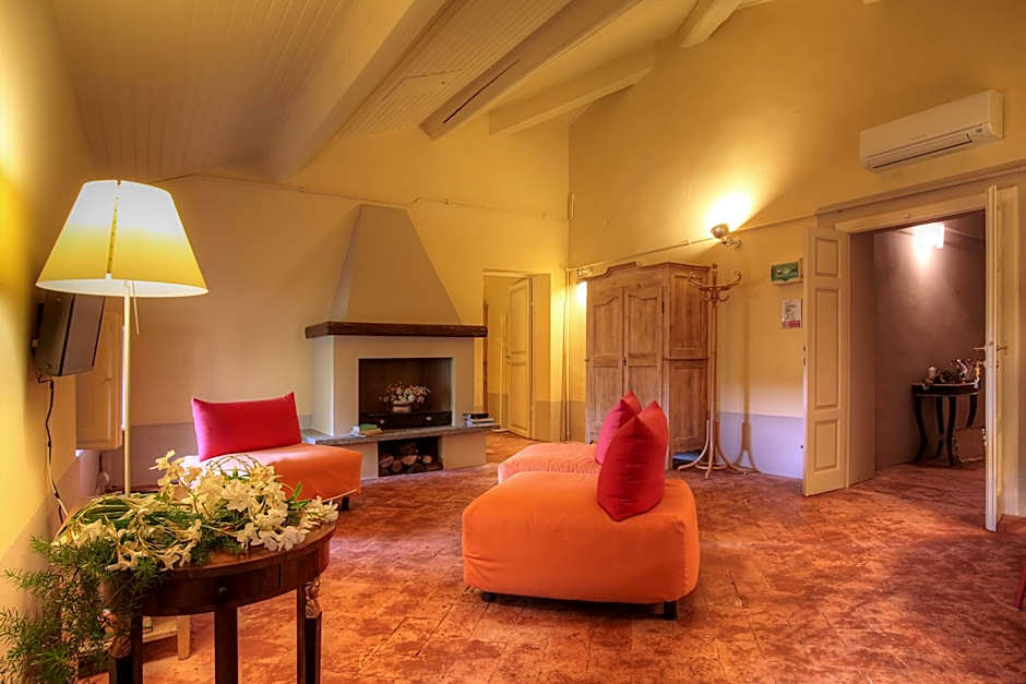 Villa Alta - Residenza d'epoca con piscina