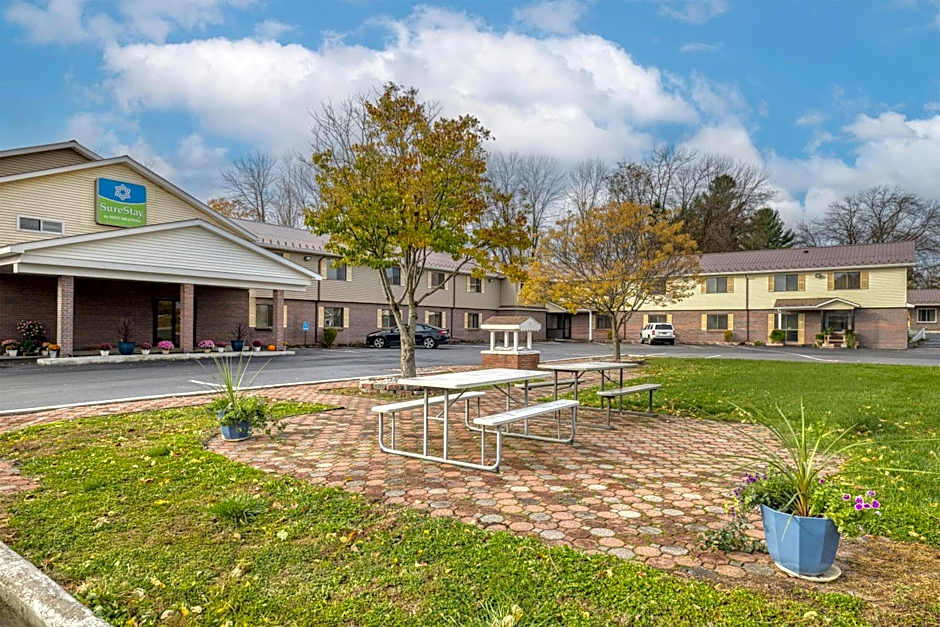 SureStay by Best Western Massena
