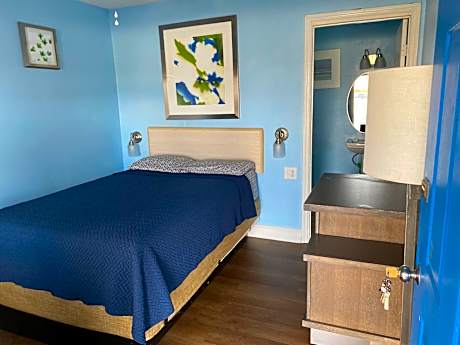 Budget Single Room