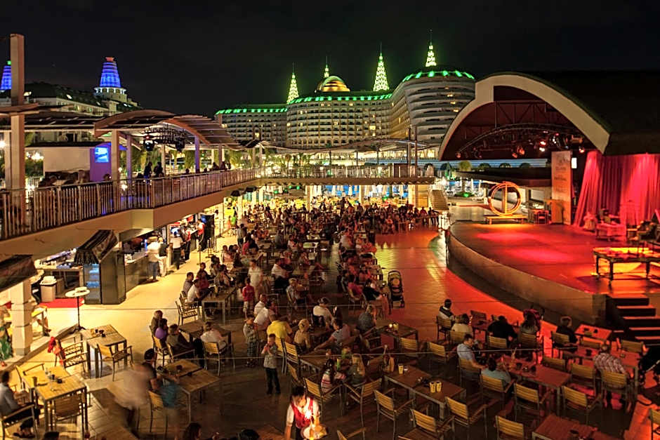 Delphin Imperial Lara