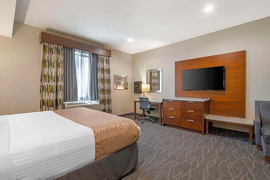Best Western Plus Gardena Inn & Suites