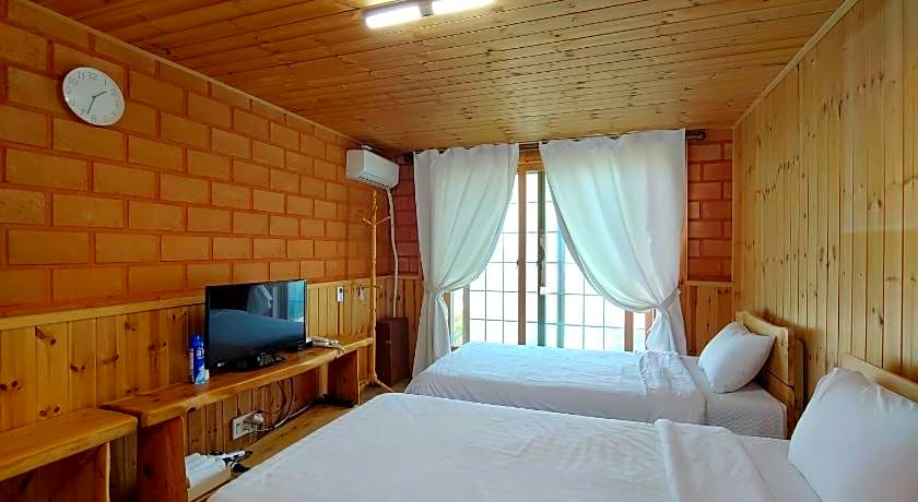 Jeju Hani Baram Pension