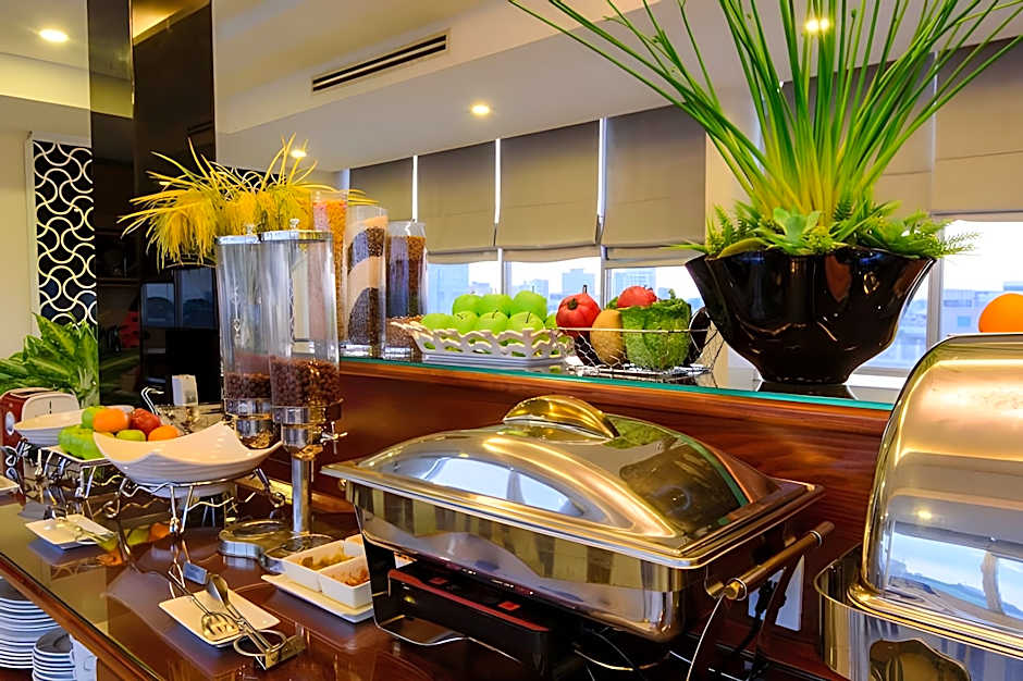 Central Park Saigon Hotel