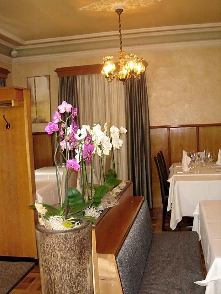 Hotel Eden Sisikon