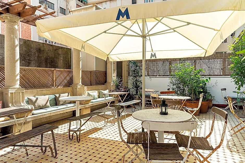 Casa Gracia Barcelona Hostel