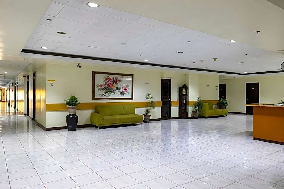 Check Inn Bacolod by RedDoorz