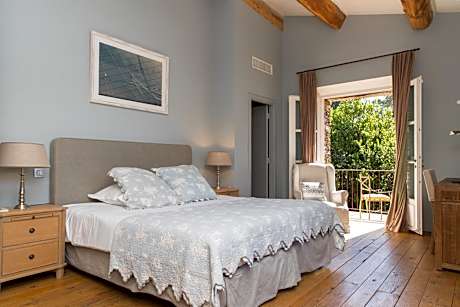 Junior Suite with Balcony