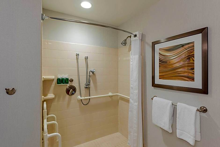 Courtyard by Marriott Greenville Downtown