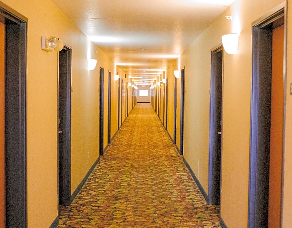 Colfax Inn by Marifah