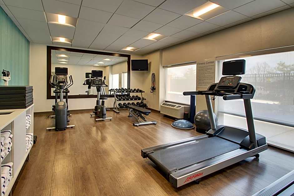 Holiday Inn Express Baltimore BWI Airport West By IHG