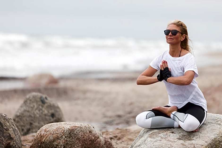 SURF HOUSE DREAMERS COAST