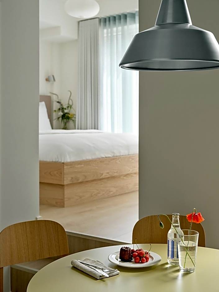 Flora Apartment Hotel