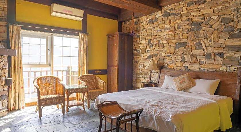 Provence Rose Lodge in Ching Jing B&B