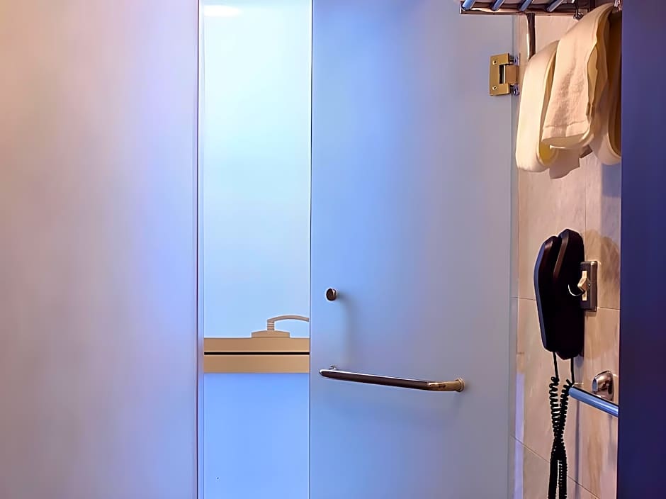 Paragon Hotel Apartments