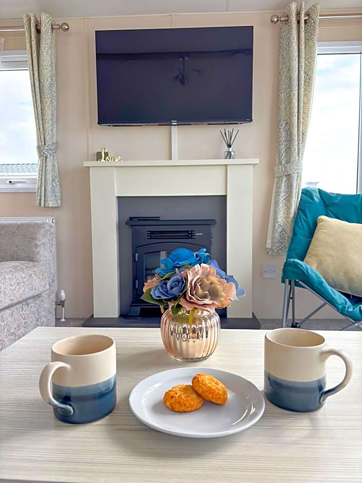 Europa Willow Pitch 29 Creek Caravan Park dog friendly