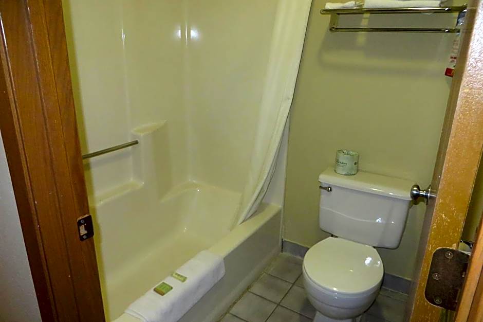 Western Inn & Suite Grinnell IA