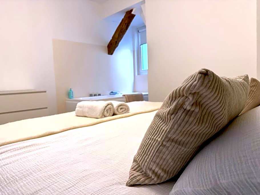 ღ Bubble Loft - Bain Balnéo, spacieux en centre ville