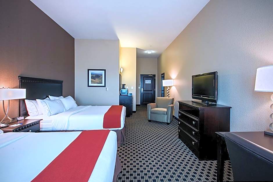 Holiday Inn Express & Suites - Green Bay East By IHG