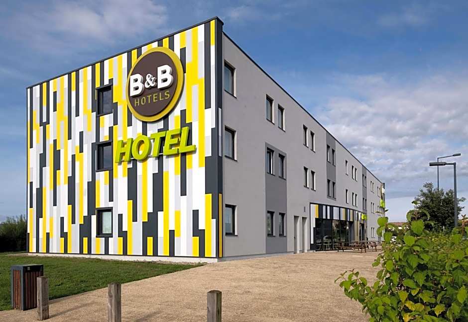 B&B HOTEL Niort Marais Poitevin