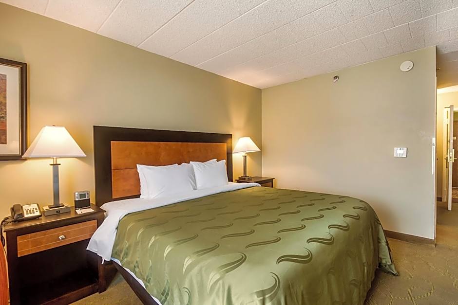 Chester hotel and Conference Center