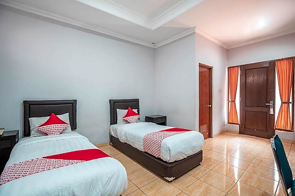 OYO 686 Hotel Bunga Karang
