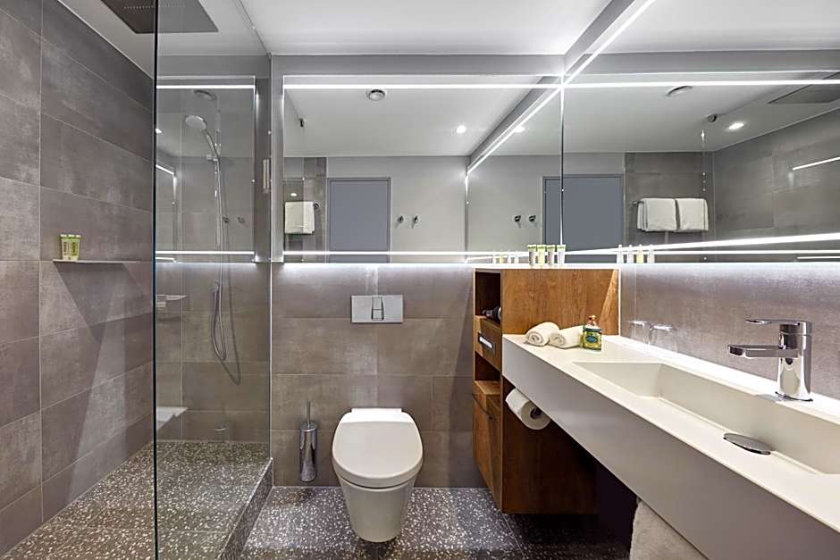 Lindner Hotel Cologne City Plaza, part of JdV by Hyatt