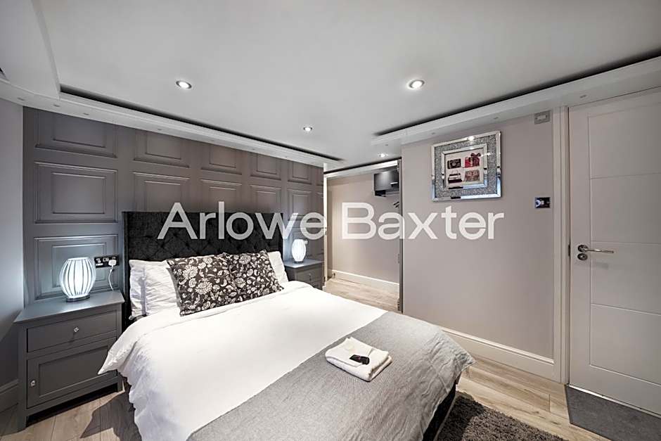 Hackney Suites - En-suite rooms & amenities
