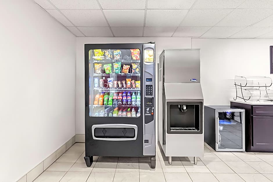 Red Lion Inn & Suites Pontoon Beach