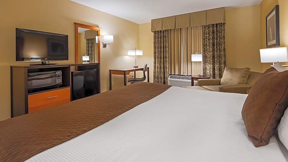 Best Western Cascade Inn & Suites