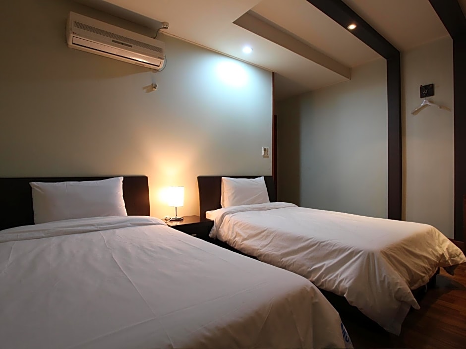 Monaco Hotel Jeju