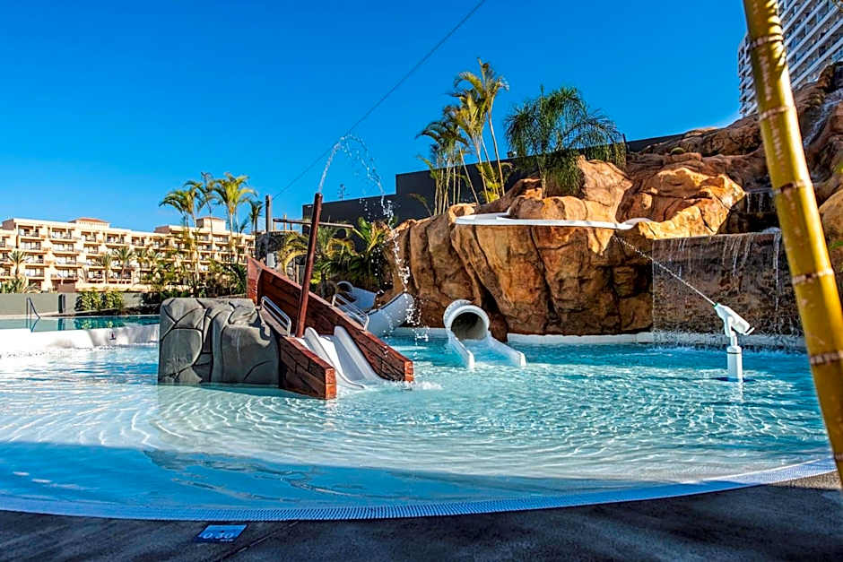 Adrián Hoteles Roca Nivaria