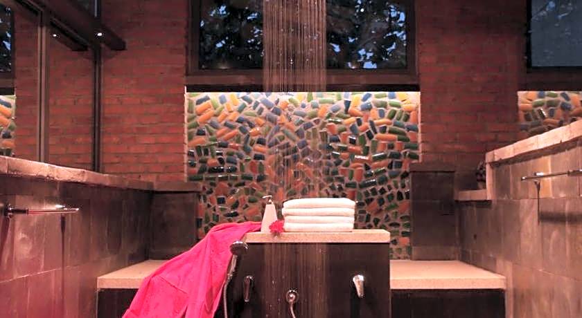 Brickyard Retreat at Mutianyu Great Wall