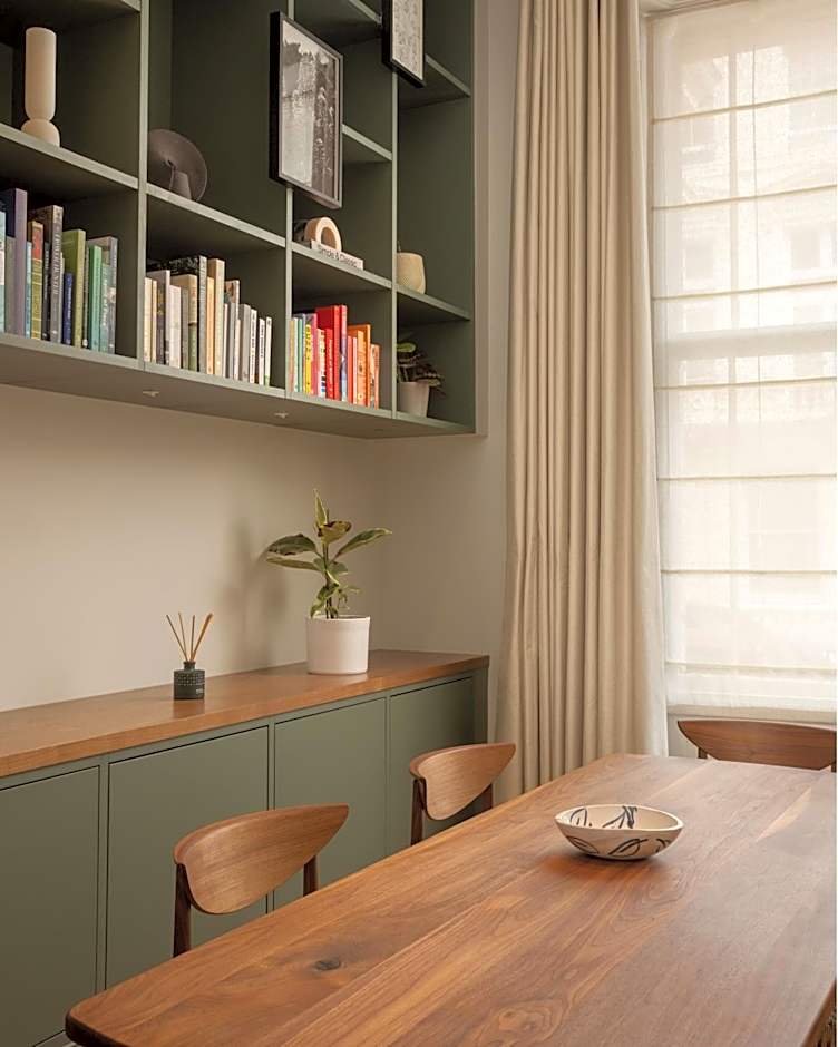 Inhabit Queen's Gardens, a Member of Design Hotels