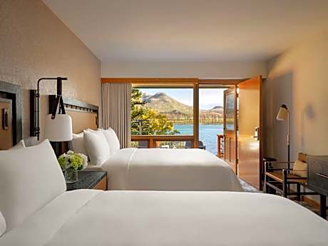 One-Bedroom Queen Suite with Two Queen Beds and Lake View