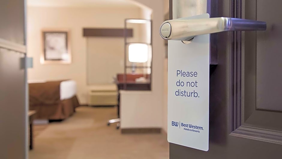 Best Western Plus Lee's Summit Hotel & Suites