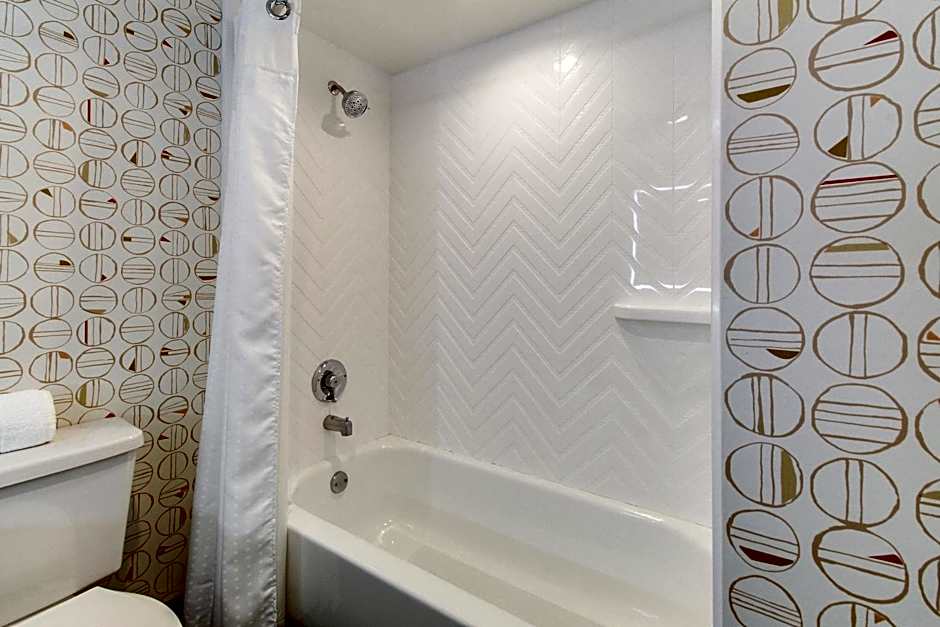 Holiday Inn Chicago Northwest/Crystal Lake/Convention Center By IHG