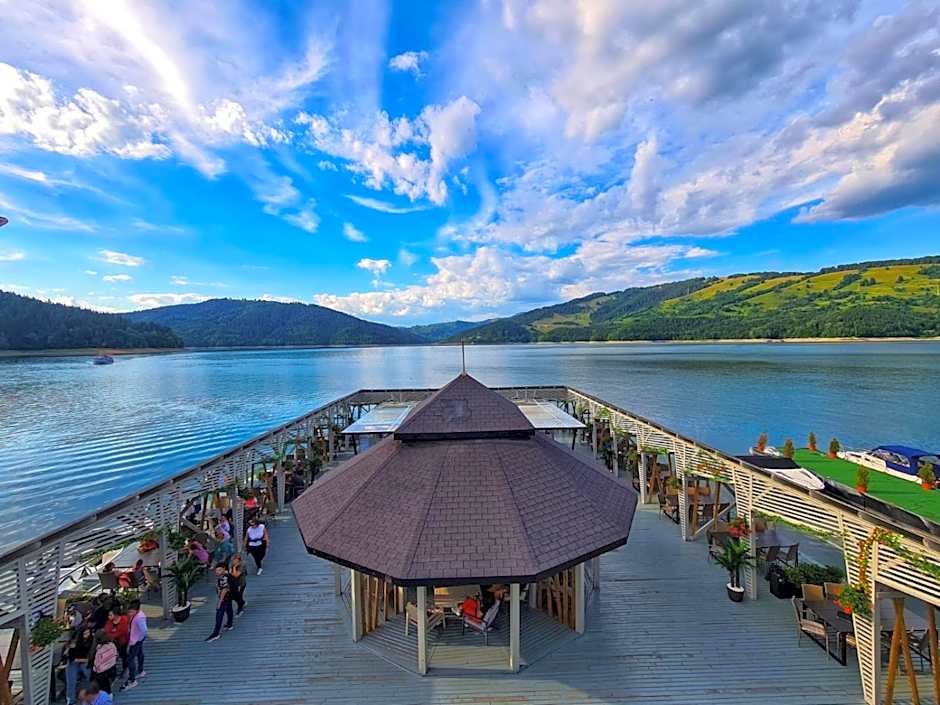 Hotel Pescarus Port Bicaz