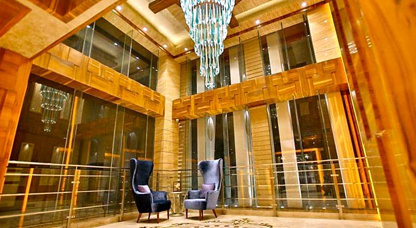 Regenta Central The Crystal Kanpur