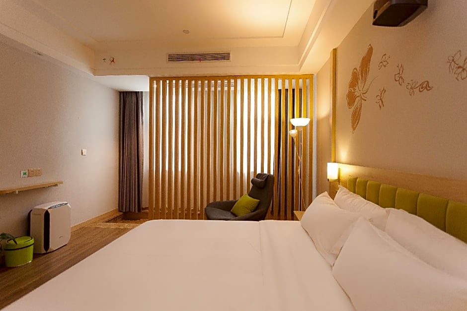 Ibis Styles Nantong Development Zone Shimao Plaza