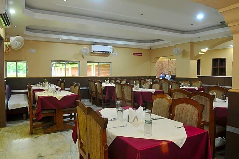 Hotel Delta International